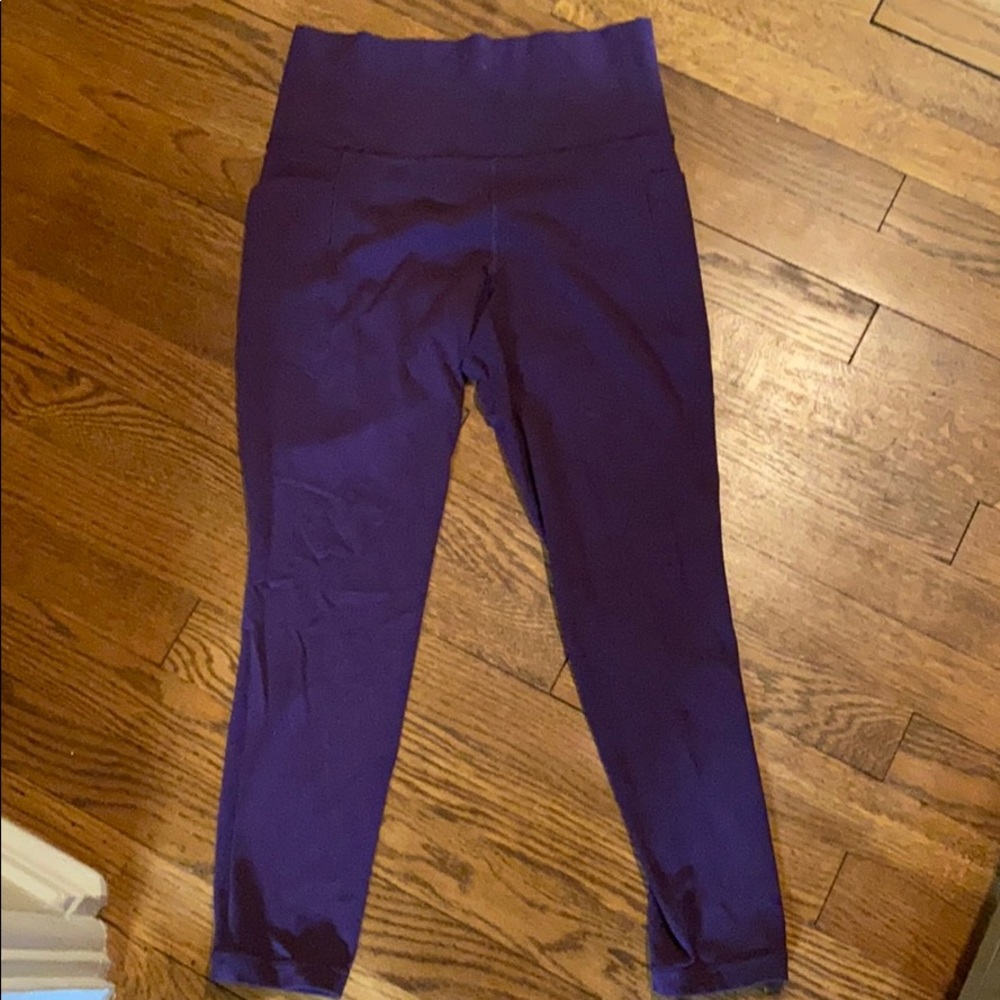 SALE! Small Athleta Elation pocket tights Purple